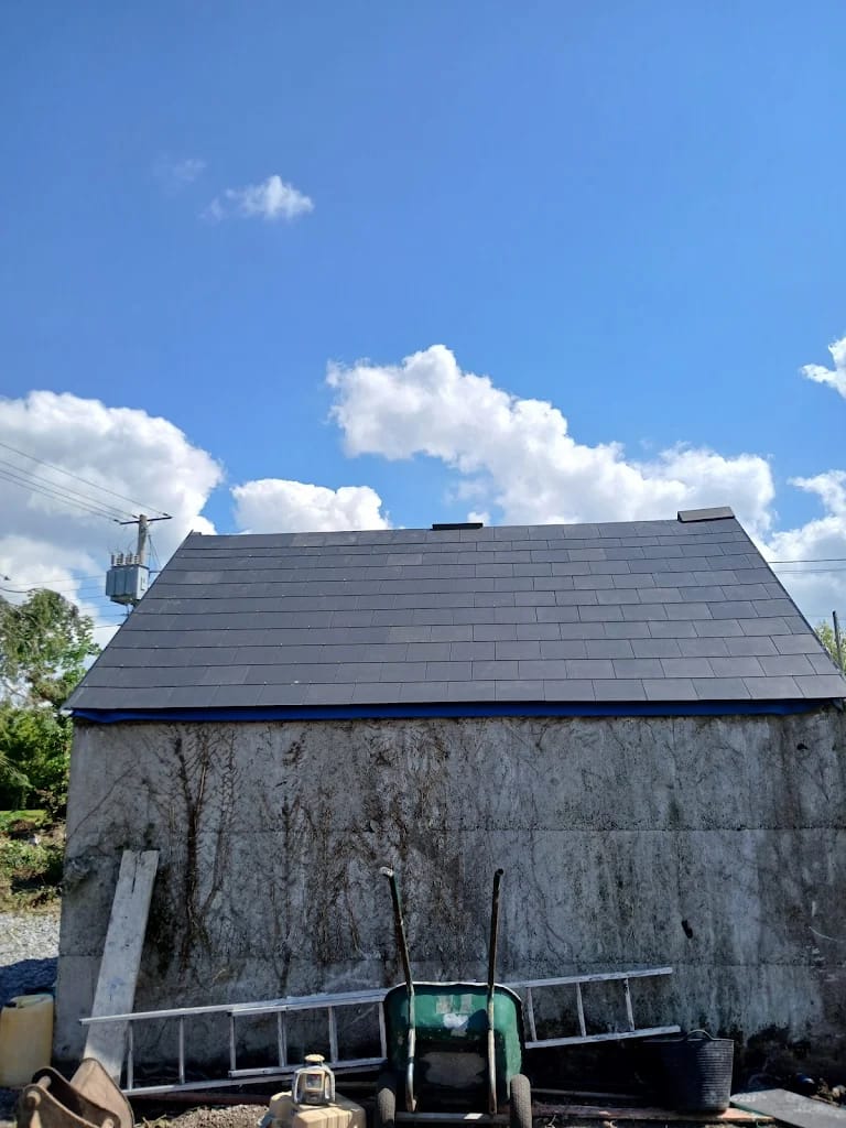 Slate Laying on Treated Battens